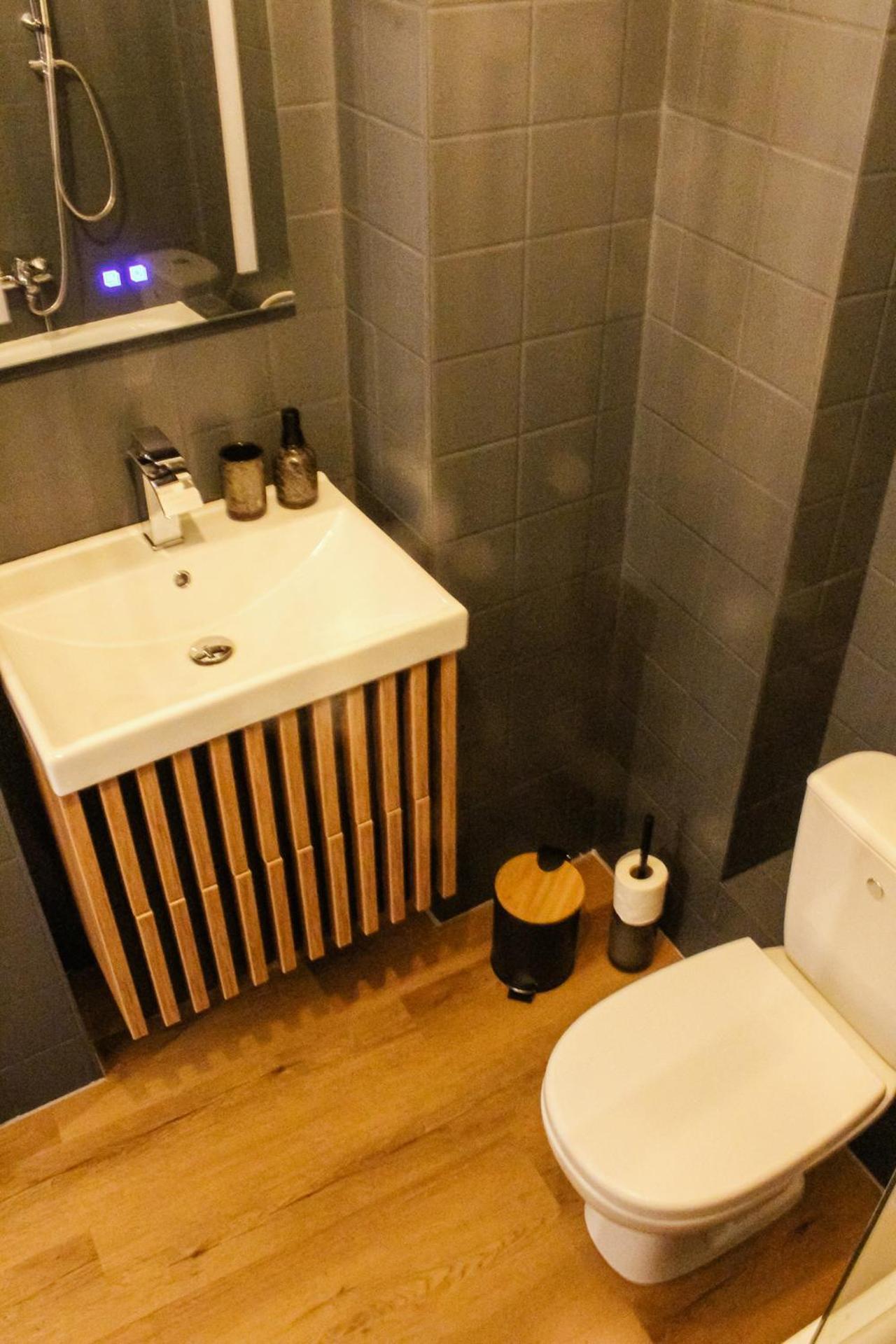 Nuwilu One - Apartment Mit Balkon Im Herzen Erfurts - Magenta Tv- Netflix - Disney Екстер'єр фото