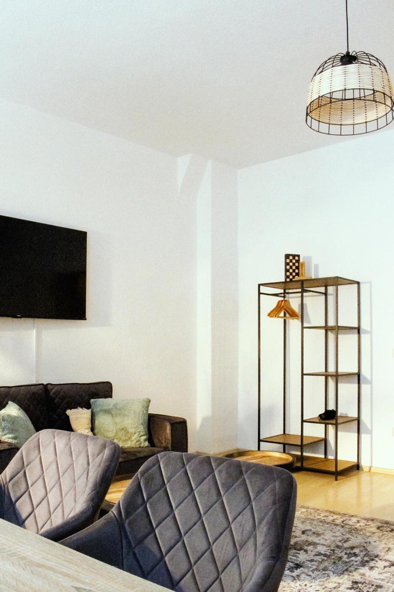 Nuwilu One - Apartment Mit Balkon Im Herzen Erfurts - Magenta Tv- Netflix - Disney Екстер'єр фото