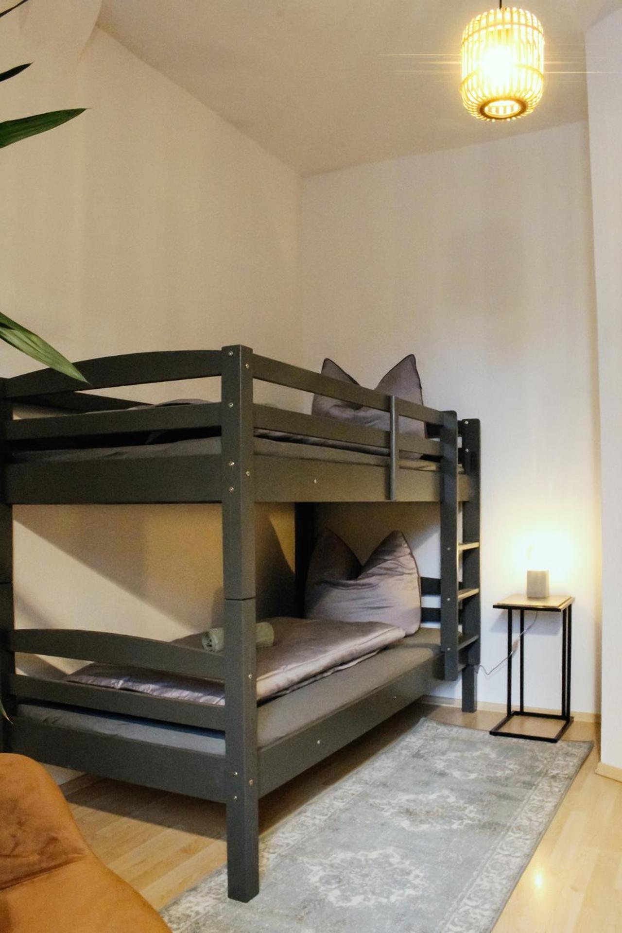 Nuwilu One - Apartment Mit Balkon Im Herzen Erfurts - Magenta Tv- Netflix - Disney Екстер'єр фото
